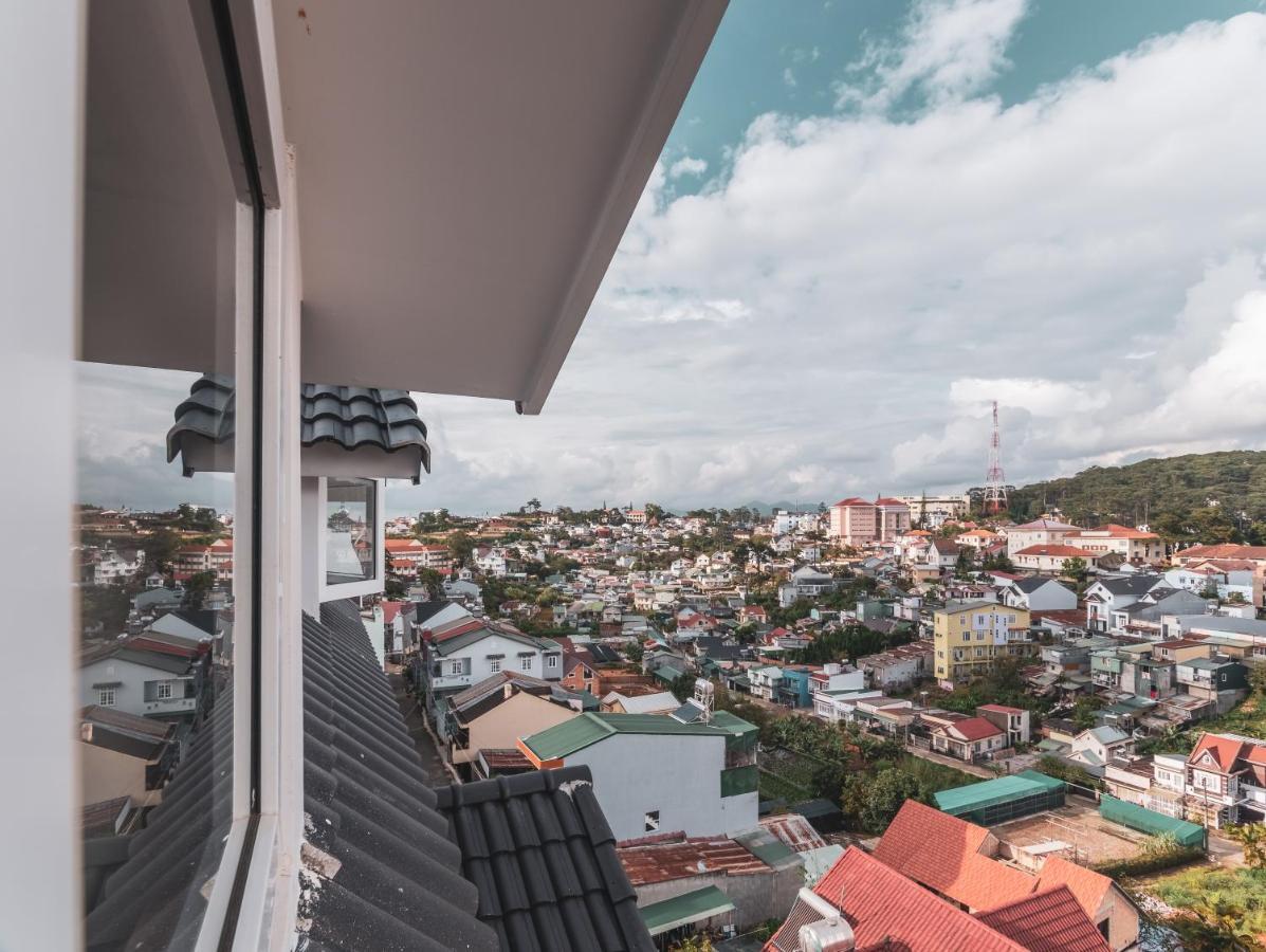 Aurora Hotel Dalat Exterior photo